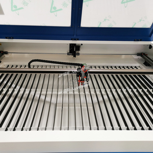 เครื่องตัดและแกะสลักเลเซอร์ LM-1610-XH Co2สำหรับอะคริลิก MDF ไม้100W - Product Image 5