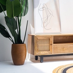 ตู้วางทีวี วานดานา โนวาลา เวนโต้ ราตัน ดอร์ส โมเดิร์น ทำจากไม้จริงสานลายธรรมชาติ - Product Image 2