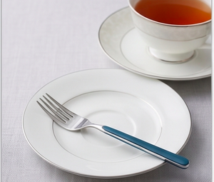 Ensemble de couverts finition mate avec manches en résine bleue – Vaisselle élégante pour fêtes, restaurants et usage domestique quotidien - Product Image 3