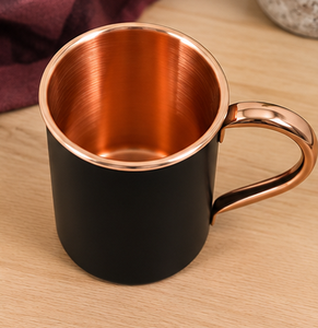 Taza de Cobre Negra Mate de Lujo de Antique Creations, Asa Pulida Lisa para un Agarre Ergonómico Seguro, Personalizable, para Uso en Interiores y Exteriores - Product Image 5