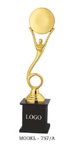 Trophée sportif modèle 757 avec gravure, base en bois, plaqué or, argent, bronze, récompense durable pour les jeux et les compétitions - Product Image 4