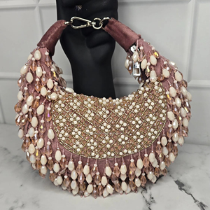 Bolso de Mano Étnico Hecho a Mano con Cuentas Bordadas en Forma de Media Luna, Cierre de Cremallera, para Bodas, Festivales, Celebraciones Culturales, Elegante - Product Image 1
