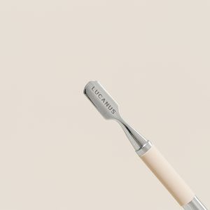 LUCANUS Poussoir à cuticules en acier inoxydable à manche en silicone de haute qualité Poussoir à cuticules pour ongles pour salon de vente en gros - Product Image 6