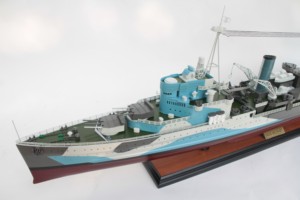 Maquette de Navire de Guerre Britannique HMS BELFAST en Bois Faite à la Main, Décoration Nautique pour la Maison, Fabriquée en Métal Laiton, Fabricant Vietnamien - Product Image 3