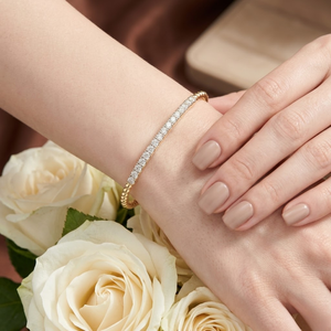 China Factory Wholesale 18K Solid Yellow Gold Real Diamond Classic Round Brilliant Cut Bangle Simple Design for Unisex Wedding - Product Image 3