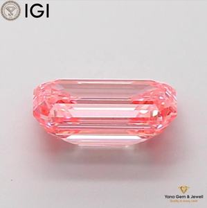 เพชรทรงมรกต 1.50 กะรัต ผลิตในห้องปฏิบัติการ ได้รับการรับรองจาก IGI ความใส VS2 สีชมพูสดใส พร้อมสำหรับการออกแบบตามสั่ง - Product Image 5