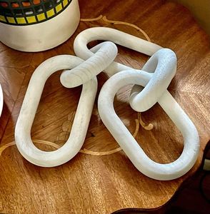 Cadena de Resina Epoxi Rústica Moderna Hecha a Mano, Decoración de Pared Grande, Accesorio Decorativo para el Hogar - Product Image 1