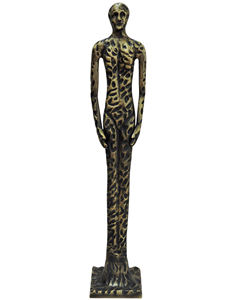 Estatua Moderna de Aluminio Negro con Figuras Escalando – Escultura Abstracta de Trabajo en Equipo con Base de Madera – Decoración Motivacional de Mano Ayudante - Product Image 2