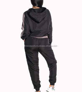 Custom Lightweight <b>Zipper</b> <b>Jacket</b> and Pant Set Ladies Wholesale Windbreaker Waterproof Nylon Tracksuit Set For Women - Product Image 4