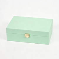 Boîte de rangement à bijoux rectangulaire tendance en velours vert menthe, simple, avec plusieurs compartiments, crochets pour colliers, rouleaux pour bagues, grande taille, personnalisable OEM