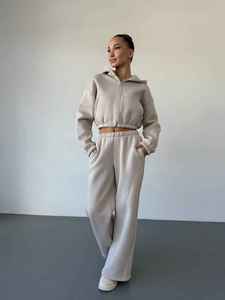 Ensemble de survêtement beige personnalisé pour femme : sweat à capuche court zippé et pantalon large, tenue de sport décontractée deux pièces, style streetwear - Product Image 5