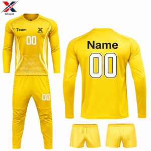 Uniforme de Fútbol de Manga Corta con Cuello en V, Ropa Deportiva de Calidad de Exportación, Transpirable, 100% Poliéster, Colores y Logotipo Personalizables - Product Image 6