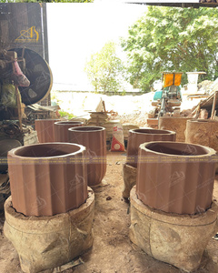 กระถางต้นไม้เซรามิกสำหรับกลางแจ้ง Art-home Ceramics Ocean Ceramic รุ่นทันสมัย เป็นมิตรกับสิ่งแวดล้อม ทนทาน รุ่น OC022H103YE สีเหลือง ของตกแต่งบ้าน สวน กระถางเซรามิกขนาดเล็ก - Product Image 3