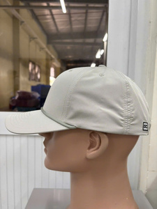 Casquettes de baseball brodées avec logo 3D USA, profil moyen, 6 panneaux, casquettes de sport fabriquées en OEM au Vietnam - Product Image 2