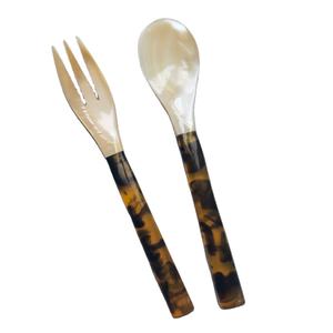 Ensemble de vaisselle jaune incrusté de cuillère en nacre, ustensiles artisanaux par VITRAPRO - Product Image 1