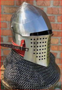 Casco de Malla Metálica Plateada Pulida Tradicional Medieval, Armadura Barbute de Acero de Calibre 16, Listo para la Batalla - Product Image 4