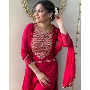 ชุดเสื้อผ้าสำหรับผู้หญิงลายปักผ้าเรยอนสำหรับใส่ทำงาน - Product Image 2