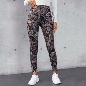 Pantalones de Yoga Sublimados con Estampado Bohemio Personalizados al por Mayor, Leggings Deportivos para Mujer de Alta Elasticidad, Resistentes a las Sentadillas, con Diseño Paisley - Product Image 1