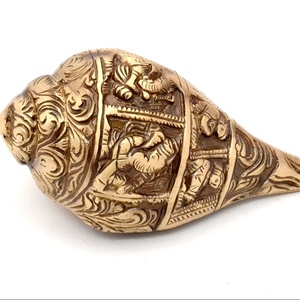 พระพุทธรูปแกะสลักพระพิฆเนศทองเหลืองแท้ 100% ยี่ห้อ Two Moustaches รุ่น Shankh สำหรับบูชา น้ำหนัก 430 กรัม บรรจุ 1 ชิ้น - Product Image 1