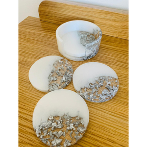 Handmade Agate Style <b>Epoxy</b> <b>Resin</b> Coaster Set With Gold Leaf Edging Luxury Two-Tone Ruby Red and Pearl White Decorative Tableware - Product Image 4