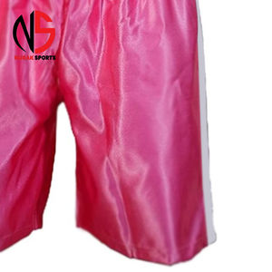 Shorts de Muay Thai pour hommes, fabriqués par un bon fabricant, entièrement personnalisés, très demandés, tendance, anti-plis, de haute qualité. - Product Image 4