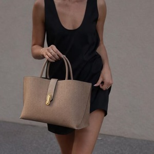 Bolso de Mano y Bandolera de Cuero Casual para Mujer, de Buena Calidad, para Gimnasio, Fitness, Viajes, Multiusos, a Precio de Exportación - Product Image 2