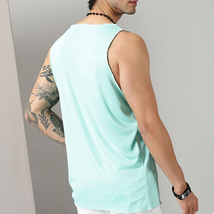 Débardeur de fitness pour homme de couleur unie - Tissu tricoté respirant et à séchage rapide, respectueux de l'environnement, couleur personnalisée et service OEM - Product Image 3