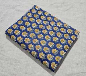 Tela estampada a mano de Jaipur, tela de algodón estampada a mano, tela india para vestidos, proveedor mayorista de tela de algodón. - Product Image 3