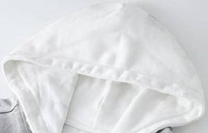 Sudadera con Capucha para Hombre, Corte Regular, Logotipo Frontal, Antiarrugas, con Cierre, Diseño con Bolsillos, Estilo Casual para Otoño - Product Image 2