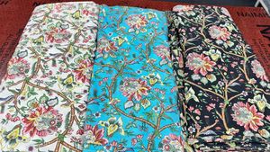 ผ้าป๊อปลินผ้าฝ้าย 100% ทอลายดอกไม้ ออร์แกนิค เป็นมิตรกับสิ่งแวดล้อม ซึมซับความชื้นได้ดี ระบายอากาศได้ดี น้ำหนักเบา ทอแบบหวี - Product Image 3