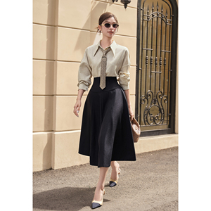 Jupe midi évasée noire élégante pour femme, taille haute, style décontracté ou professionnel, fabrication ODM/OEM sur mesure, RYAN - Product Image 2