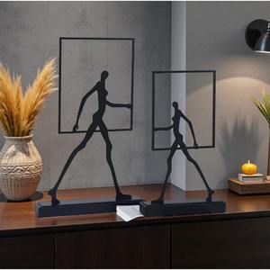 Sculpture d'Hommes en Marche avec Cadre en Métal Noir Artistique, Décoration Minimaliste Moderne, Idéale pour la Réception de Bureau, la Table de Maison et la Décoration d'Événements - Product Image 5