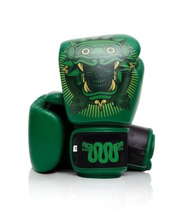 ถุงมือชกมวย Glory BB-1001 คุณภาพสูง ทนทาน ระบายอากาศได้ดี หนังแท้ ปรับขนาดได้ด้วยแถบเวลโคร ป้องกันนิ้วโป้ง  โลโก้ปรับแต่งได้ - Product Image 1