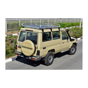 Voitures d'occasion en stock à prix de gros – Land Cruiser Hardtop d'occasion, version luxe - Product Image 1