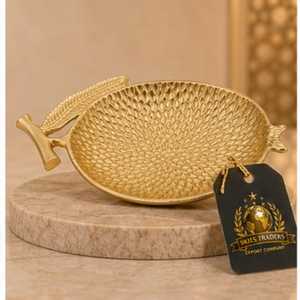 Bol décoratif en argent gaufré sur pied, plat de service de luxe en métal, récipient à noix, boîte à bonbons, centre de table, plateau à fruits et snacks - Product Image 2