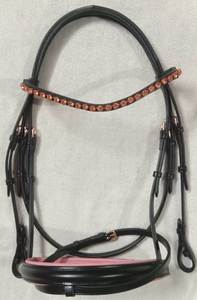 Harnais en cuir pour cheval avec rembourrage rose et strass or rose, qualité supérieure, fabricant et fournisseur d'équipements équestres. - Product Image 2