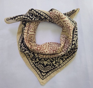 Bandana carré en coton biologique naturel imprimé à la main, couleurs vives, haute qualité, pour le printemps et l'été, vente en gros - Product Image 5