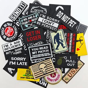 Patch en caoutchouc PVC écologique avec broderie de paillettes et badge à crochet pour vêtements, sacs tactiques et accessoires vestimentaires - Product Image 3