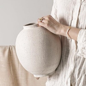 Vases et pots à fleurs en bois de Sheesham, fabrication sur mesure, vente en gros |   Aqdus Saleem Inde - Product Image 3