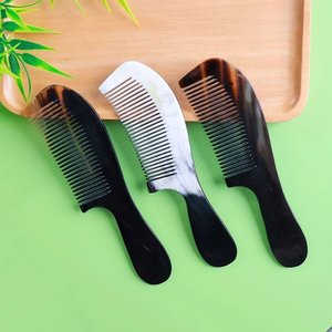 Peine para el Cabello Hecho a Mano con Cuerno de Búfalo Pulido, la Mejor Calidad, Exportación de la India, Proveedor con el Precio Más Bajo - Product Image 4