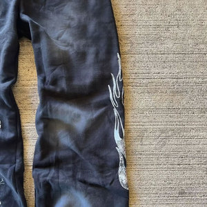 Pantalones de Forro Polar Personalizados al por Mayor 2025, Pantalones de Alta Calidad, Elegantes y Modernos, 100% Algodón Ecológico para Hombre - Product Image 4