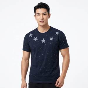 เสื้อยืดแขนสั้นสีดำสำหรับผู้ชายพิมพ์ลายดาวผ้าฝ้ายลำลองคอกลมทรงปกติ - Product Image 4