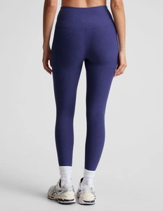 Nuevo Diseño Eternal Blue Heather OEM Conjuntos de 2 Piezas para Mujer, Leggings Midi de Cintura Alta con Estampado Espaciado, Última Moda y Ajuste de Cintura Alta - Product Image 6