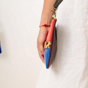 Bolso bandolera con diseño de bota de cuero de ante genuino tostado Vintage para mujer, bolso cruzado con grabado láser, portátil de Invierno para mujer - Product Image 2
