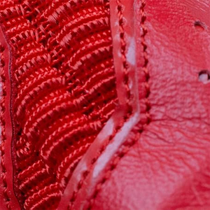 ถุงมือตีเบสบอลหนังแท้สีแดงสำหรับผู้ใหญ่ สายรัดปรับได้ เหมาะสำหรับผู้ชายและผู้หญิง ถุงมือซอฟต์บอล - Product Image 4
