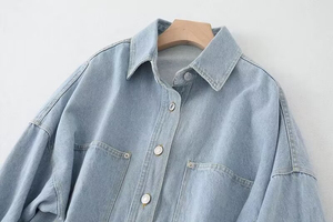 Camisa de Mezclilla Casual para Mujer, Blusa de Manga Larga con Botones al Frente, Ligera, Transpirable, de Secado Rápido, Ecológica, Estilo Urbano Moderno para Verano - Product Image 3