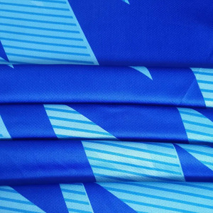 Conjunto de Camiseta de Fútbol Sublimada con Diseño Geométrico Azul para Hombre, Manga Corta, Absorbe la Humedad, Ajuste Atlético, Uniforme de Fútbol - Product Image 5