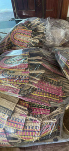 Abanico de mano de hierba marina tejida de Vietnam con mango de madera para refrescarse, eventos de verano, regalos y exhibición decorativa al por mayor - Product Image 6