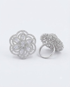 Bague tendance ajustable pour femme, motif fleur de camélia ronde, pétales marquise AD, bijoux de mode pour mariée, mariage et fête - Product Image 1