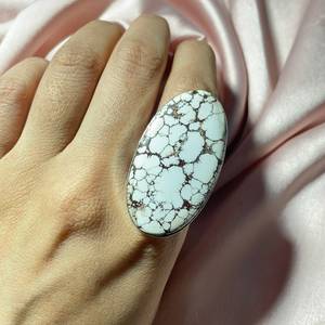 Anillo de piedra preciosa de jaspe blanco hecho a mano, plata de ley 925, joyería de lujo, anillo elegante, regalo para mujer, joyería fina - Product Image 1